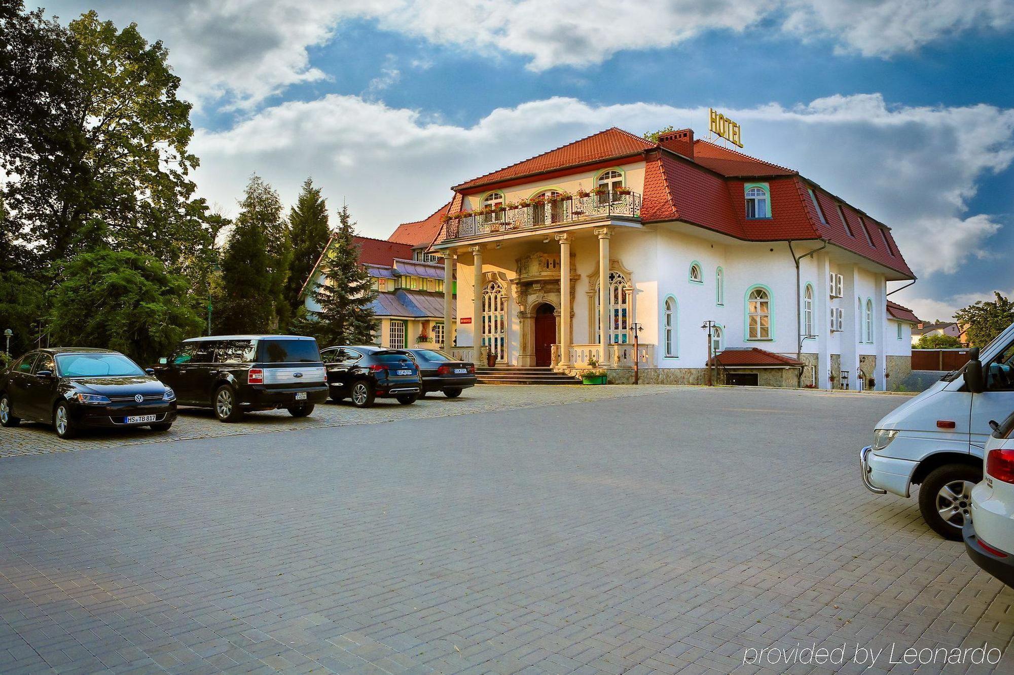 Hotel Garden Boleslawiec  Exterior foto